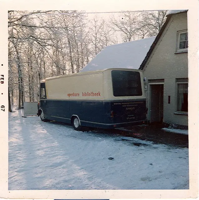 (An example of a Bibliobus)